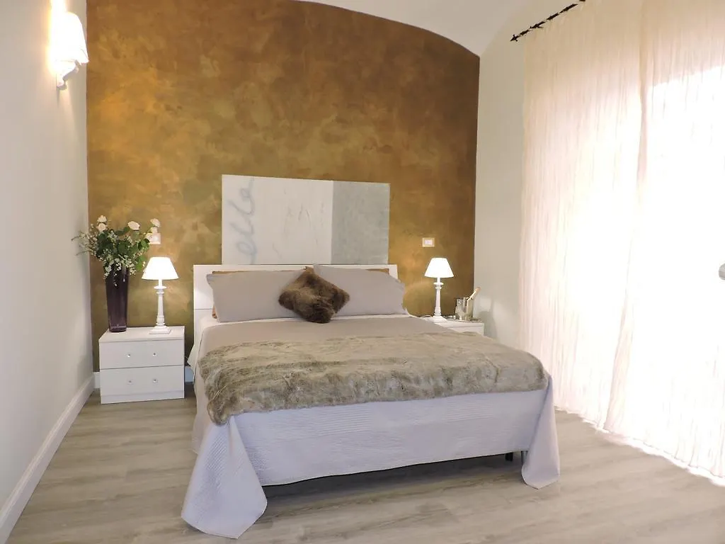 Anfiteatro Suite Rome 2*,